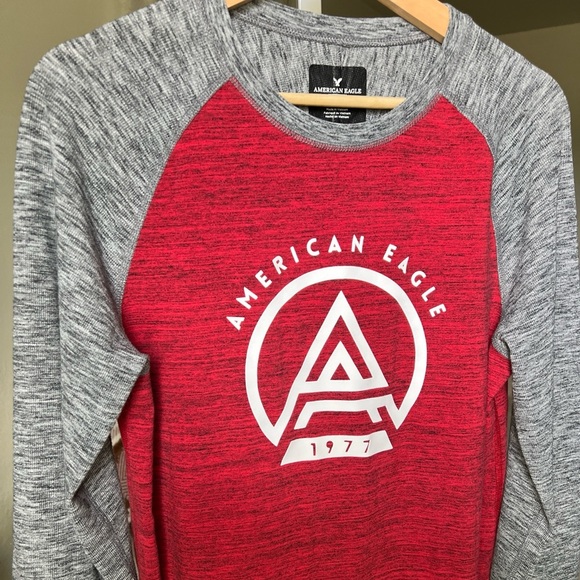 American Eagle 1977 AE RED/Gray Long Sleeve Thermal Shirt Men's Size M - Picture 3 of 11